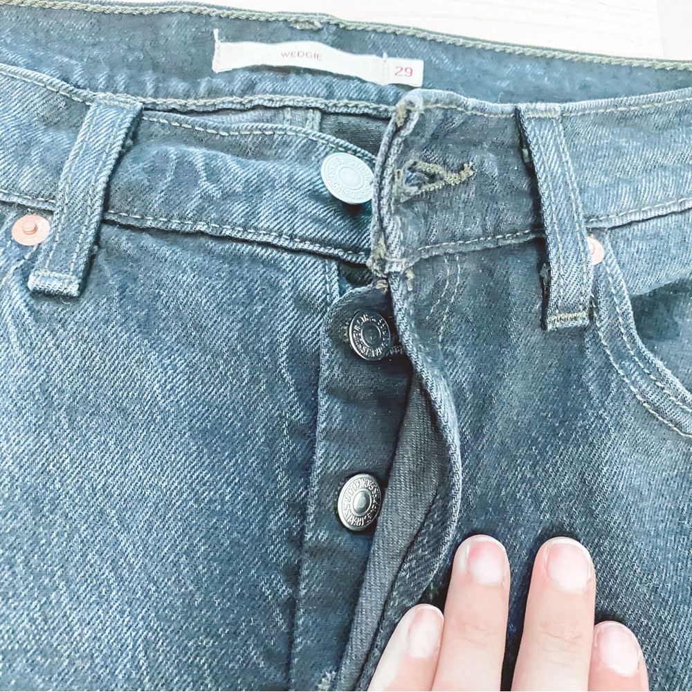 Levi's Wedgie High-Rise Skinny Fit Jeans Cotton Dark Wash Button Fly‎ Size 29 - Picture 6 of 11